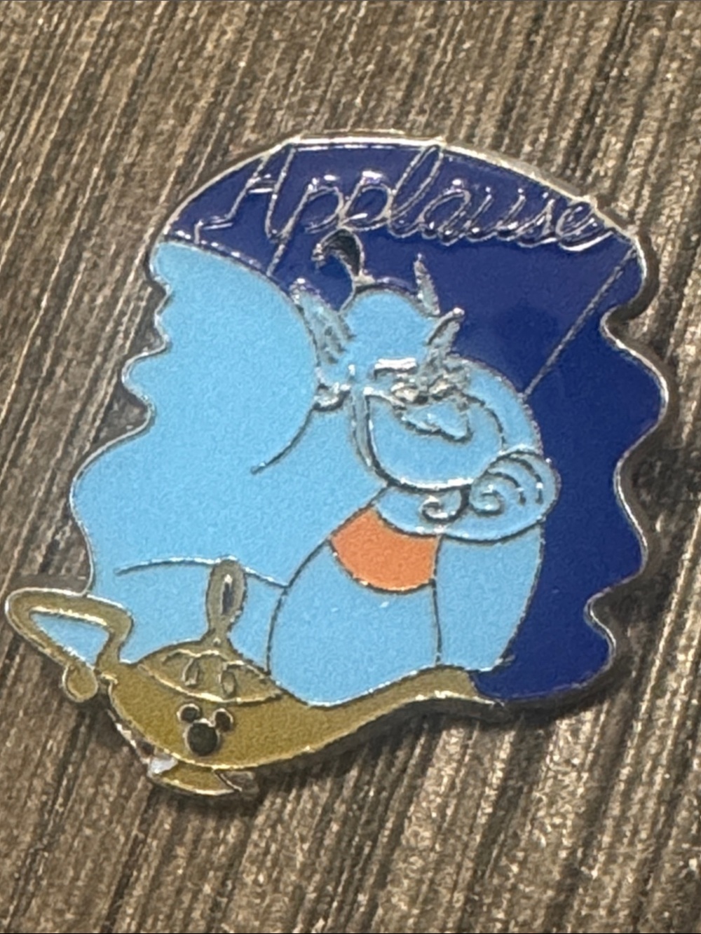 5/$25 Disney Aladdin Genie Applause Pin